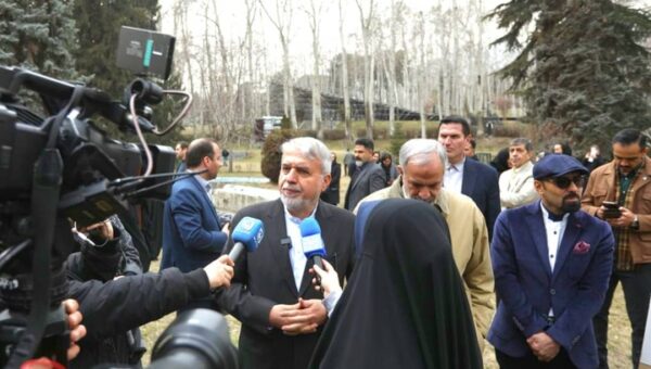 توسعه محیط‌زیست رونق گردشگری را تسریع می‌کند/ آغاز برنامه‌های نوروزگاه با حضور سفرای خارجی 