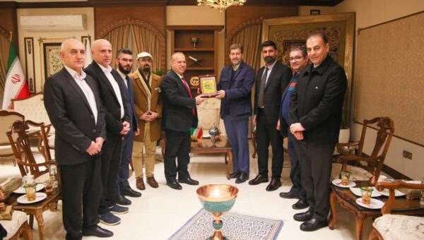 رئیس اتحادیه واردکنندگان و صادرکنندگان اقلیم کردستان:خواستار ارتباط هوایی بین اقلیم کردستان و اصفهان و توسعه روابط تجاری هستیم