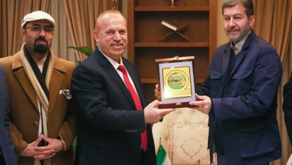 گزارش_تصویری | دیدار رئیس اتحادیه واردکنندگان و صادرکنندگان اقلیم کردستان عراق با استاندار اصفهان |